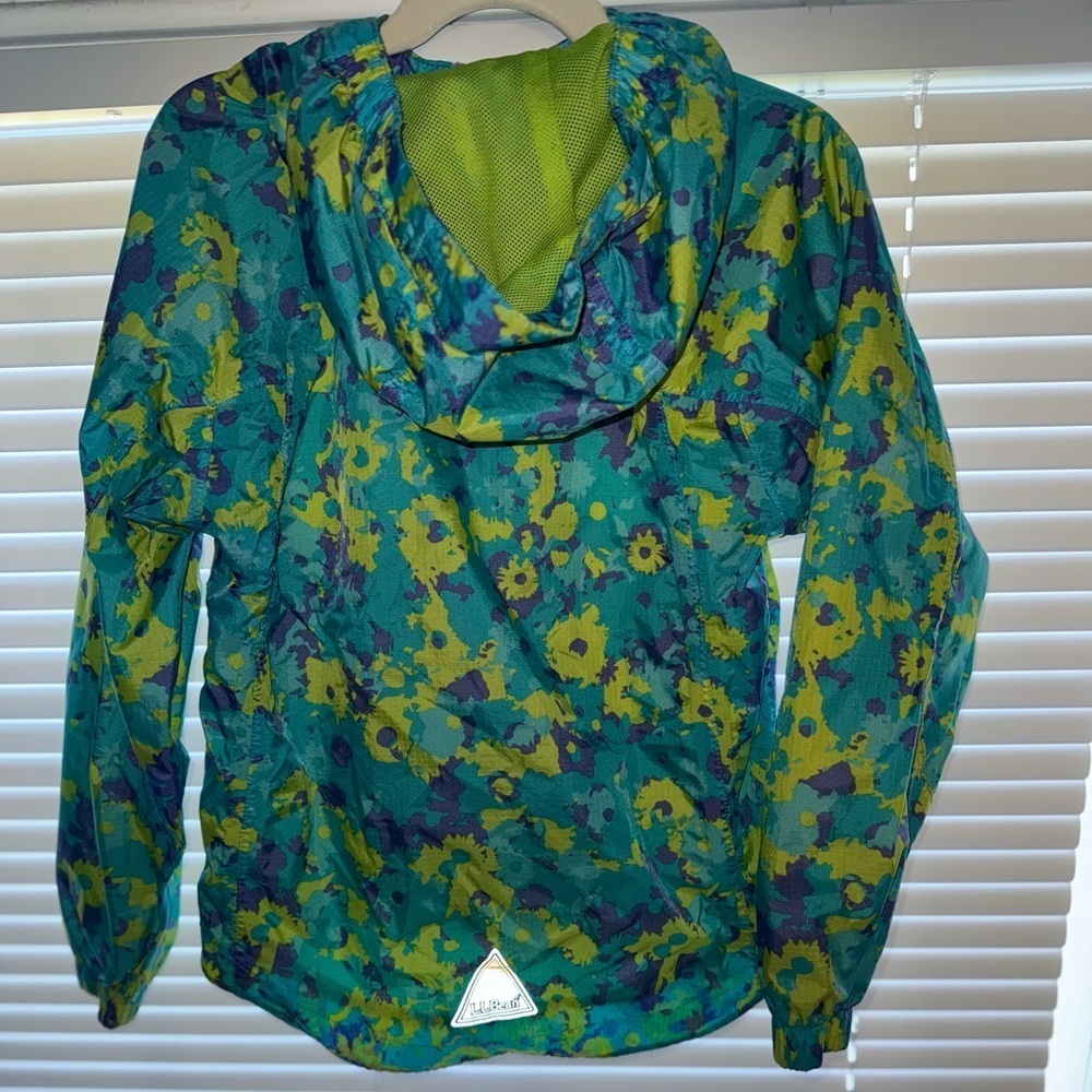 LL Bean Kids Lightweight Jacket Size 5-6 - Picture 2 of 4